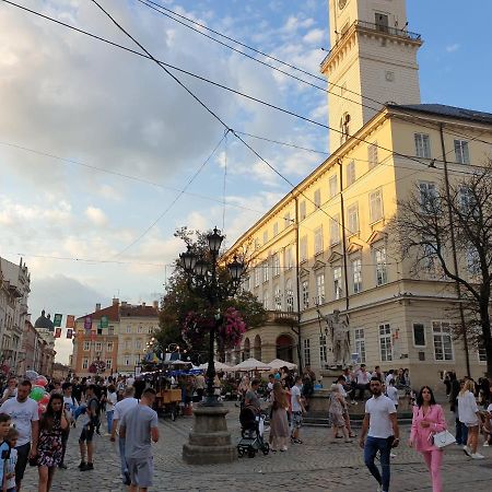 4 Bedrooms Apartment In The Old City Lvov Exteriér fotografie