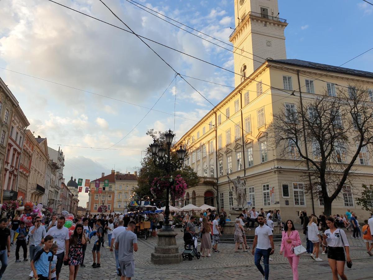 4 Bedrooms Apartment In The Old City Lvov Exteriér fotografie